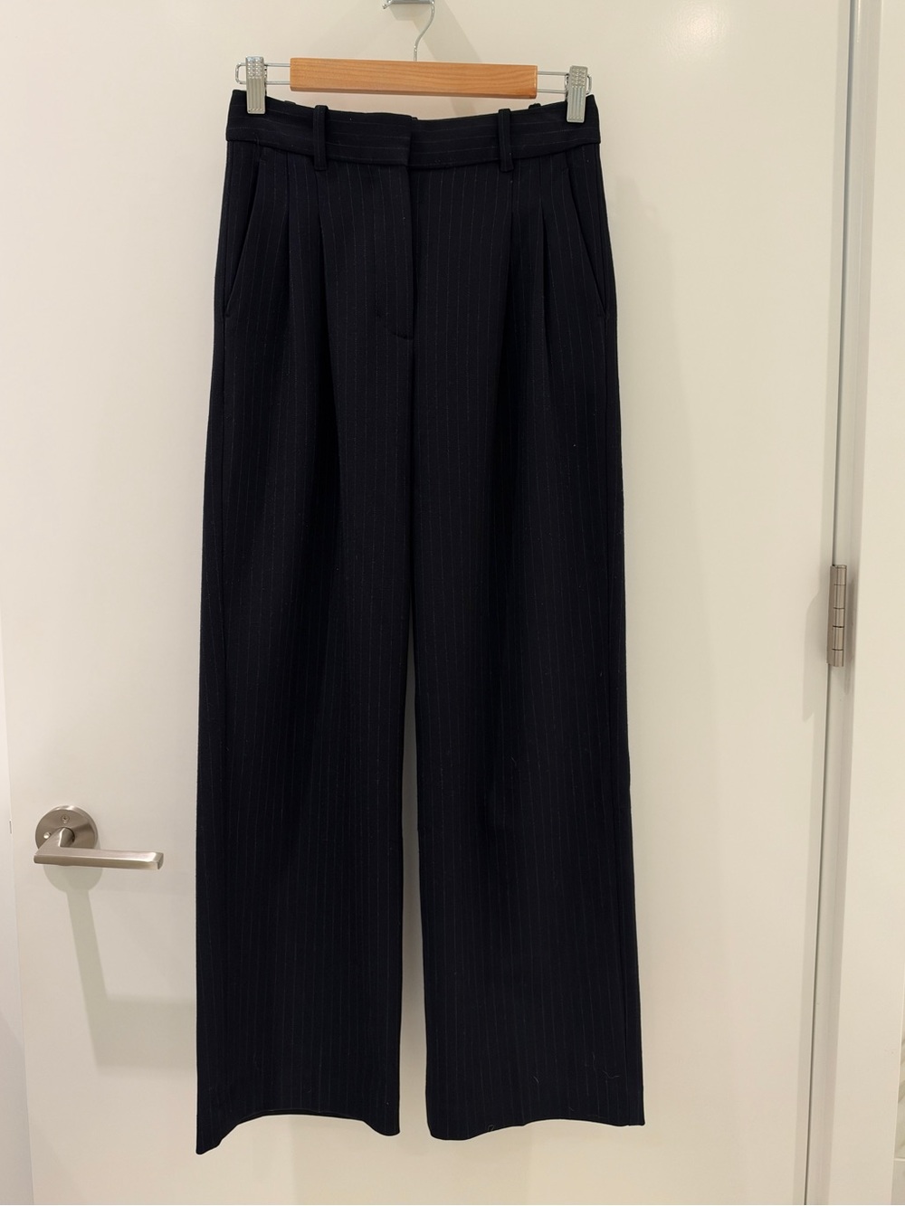 Aritzia Wilfred The Effortless Pant - (Re)fined